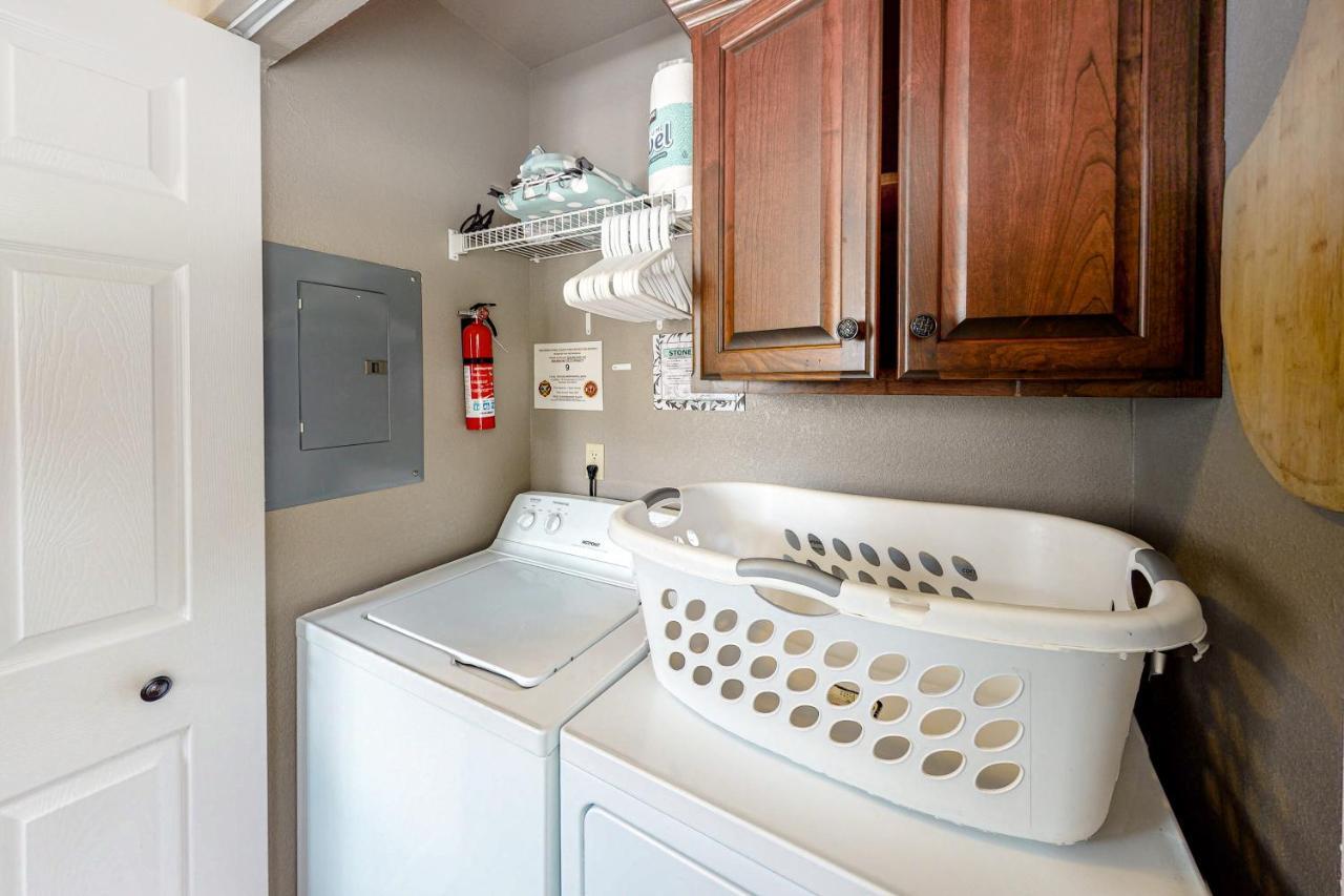 Woodpecker Watchtower Apartment แบรนสัน ภายนอก รูปภาพ